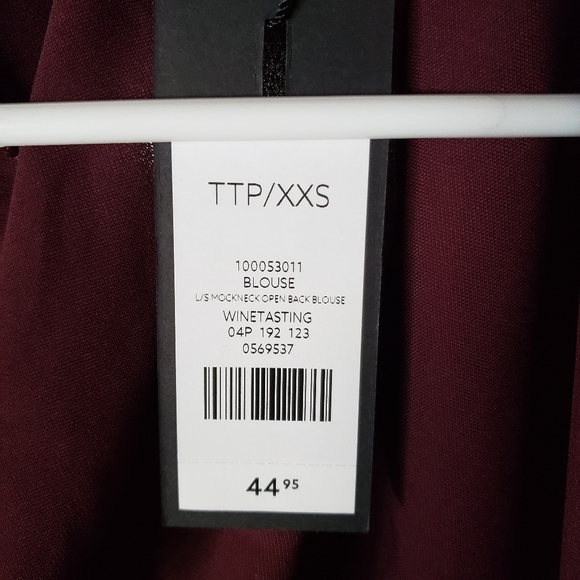 COPY - Dynamite Blouse - Picture 4 of 4